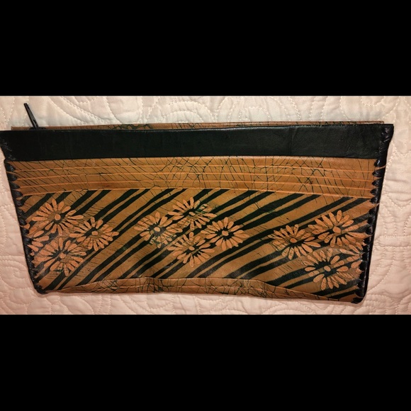 Boho Clutch Floral Design Green Velvet Interior OOAK Zip VTG - Picture 3 of 6